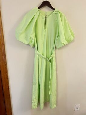 Beulah Style Neon Green Puff Short Sleeve Midi Dress with Keyhole Size Small NEW